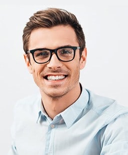 Về chúng tôi 9 Team img 3 1 1