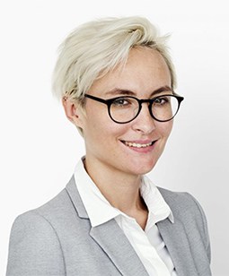 Về chúng tôi 10 Team img 4 1 1